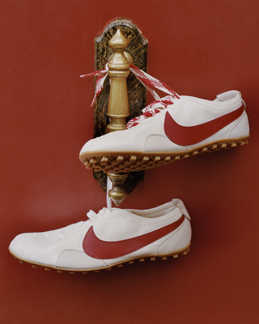 First Look: Nike Moon Shoe