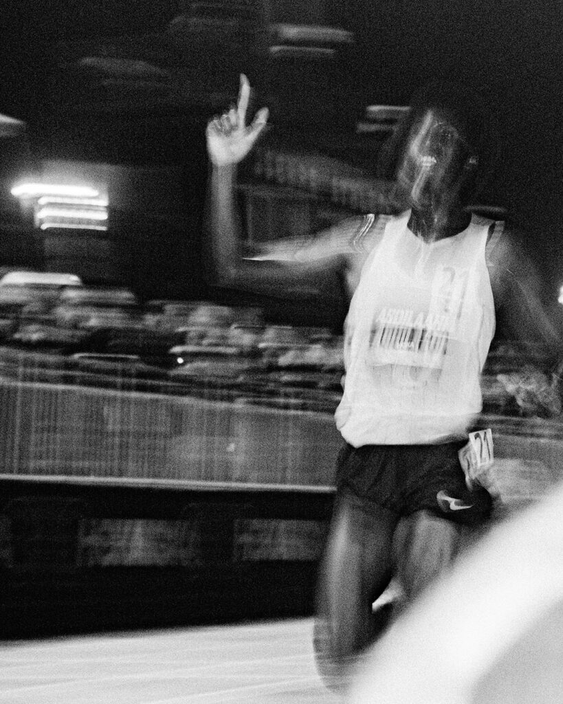 Echoing The Sound of Ten Toes Down