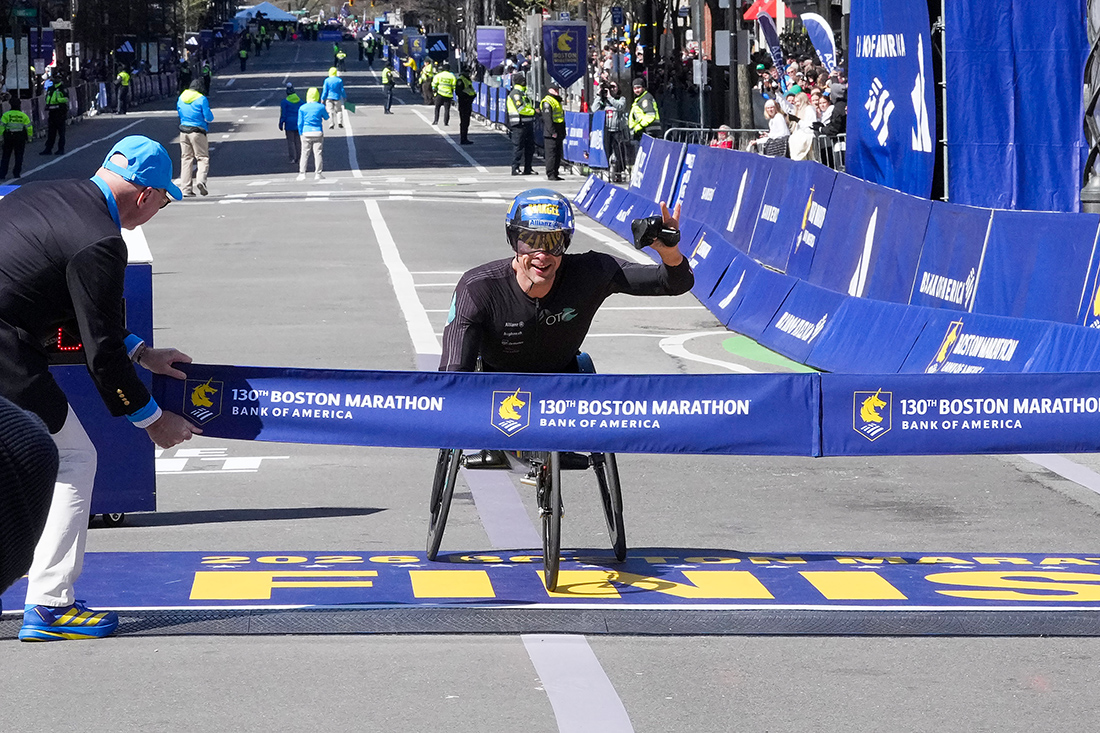 Korir and Lokedi dominate and defend their titles at the Boston Marathon